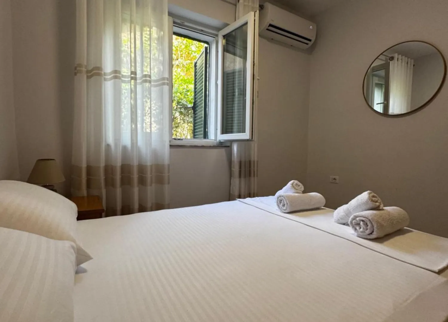 Emiri Center Apartment Tirana